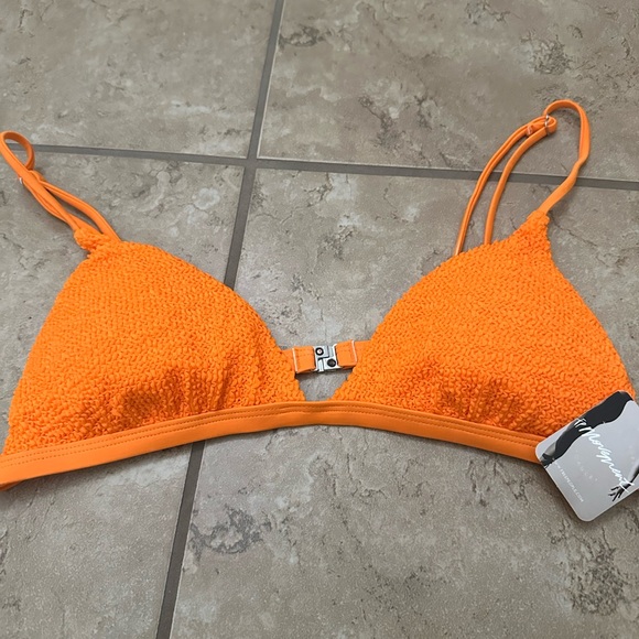 NWT ORANGE TRIANGLE BIKINI TOP - Picture 2 of 3